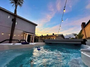 Outdoor spa tub - Bay Park Duplex Oasis w/ HotTub & Stunning Views! (San Diego)