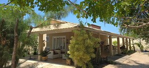 Exterior - Beautiful house with pool in Eusebio (Mangabeira Eusébio)