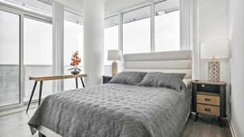 2 bedrooms, iron/ironing board, internet, bed sheets