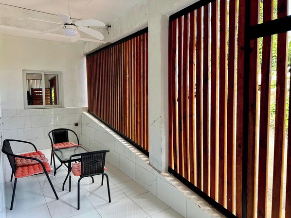 Outdoor dining - Villa Moissuli (Mtsamboro)