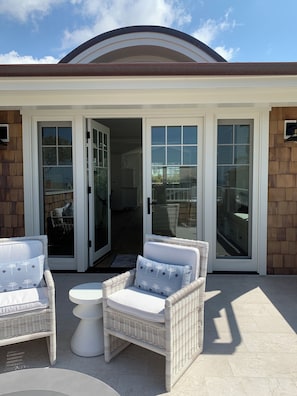 Exterior detail - Modern Laguna Home with Ocean View, 2-Min Walk to Victoria Beach (Laguna Beach)