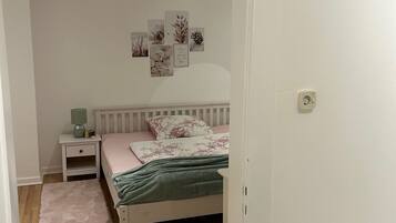 3 chambres, fer et planche Ă repasser, Wi-Fi, draps fournis