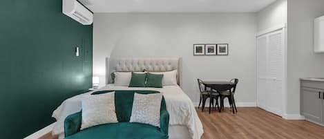 1 bedroom, WiFi, bed sheets