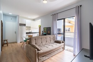 Basic Apartment | Living area - 1-br APT w/ Bbq, 800m From the Sea Dfc0101 (Florianópolis)