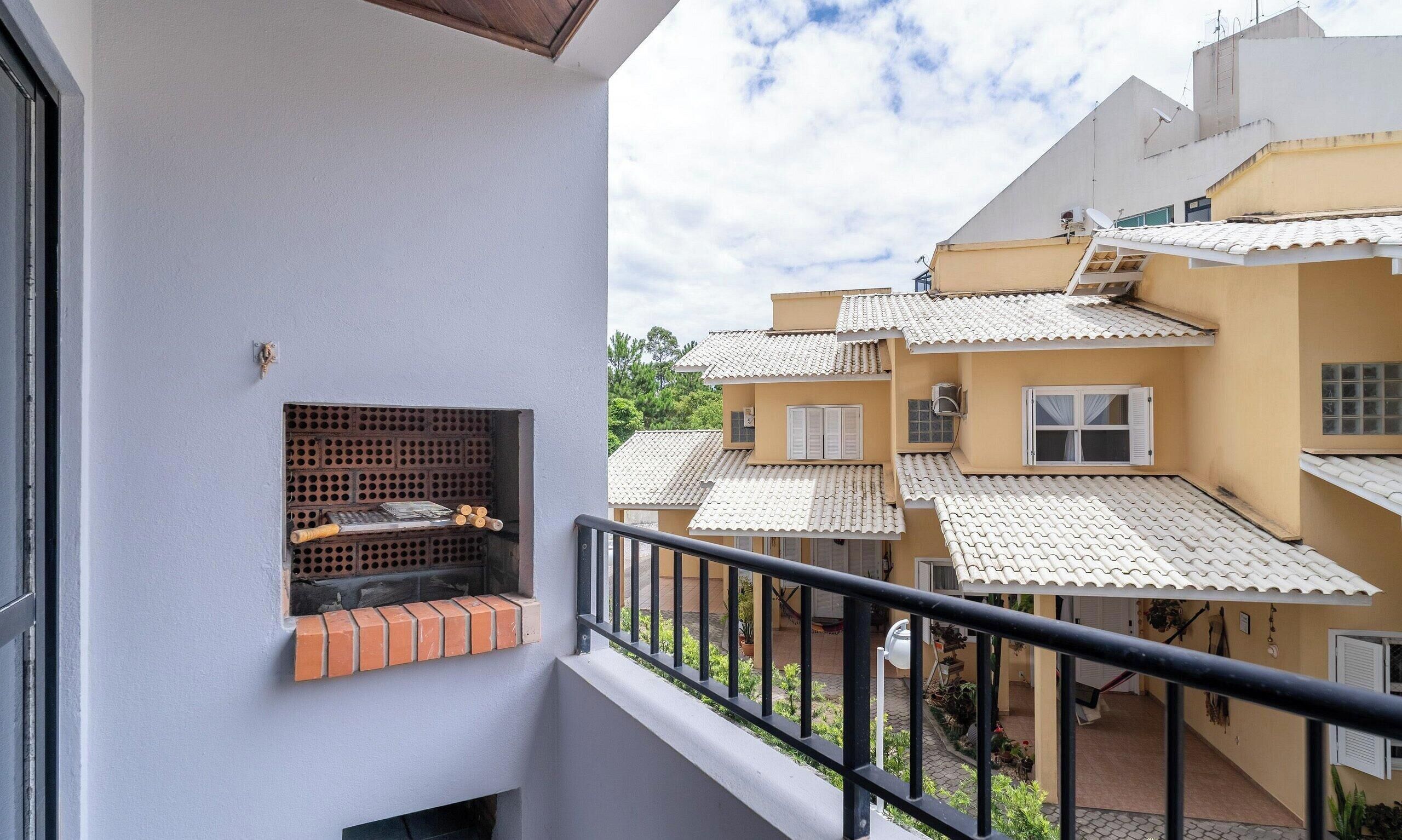 Basic Apartment | Property grounds