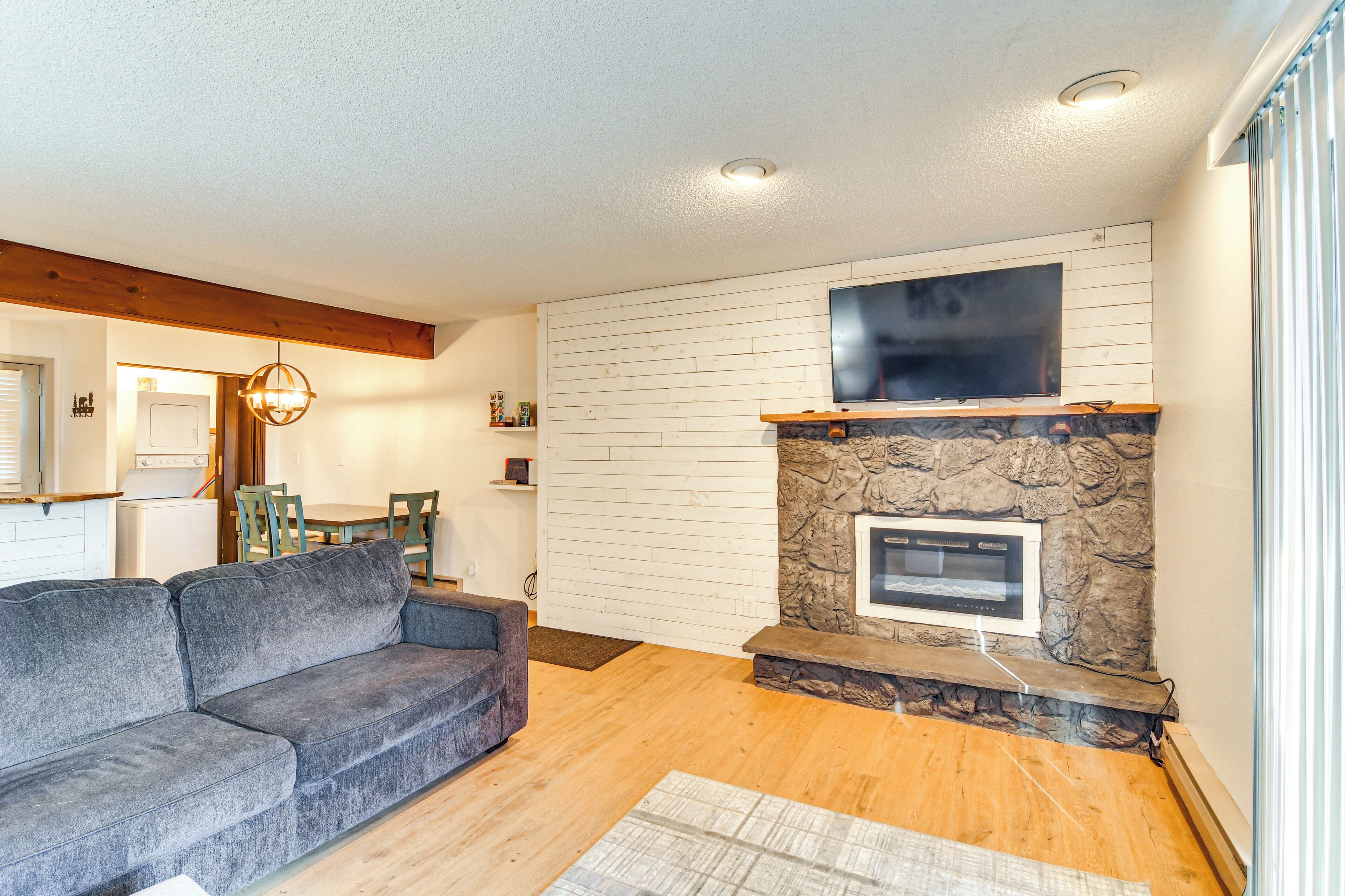 Ski, Hike & Snowmobile: Mtn-view Grand Lake Gem! - Grand Lake, CO