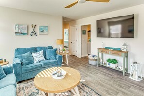 TV - 3 Mi to Holden Beach! Family Home w/ Patio (Supply)