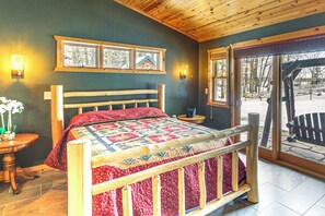 5 bedrooms, iron/ironing board, Internet, bed sheets - Families Welcome! Lakefront Gem w/ Dock in Aitkin (Aitkin)