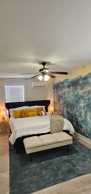 2 bedrooms, iron/ironing board, WiFi, bed sheets - 2-bedroom house in adorable New Orleans with AC for relaxing stays (New Orleans)