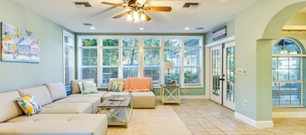 1 Block to Sims Park: Spacious Getaway w/ Balcony