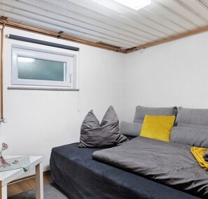 Bügeleisen/Bügelbrett, WLAN, Bettwäsche