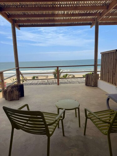 HOP NAIA Hermosa casa de playa en Punta Sal