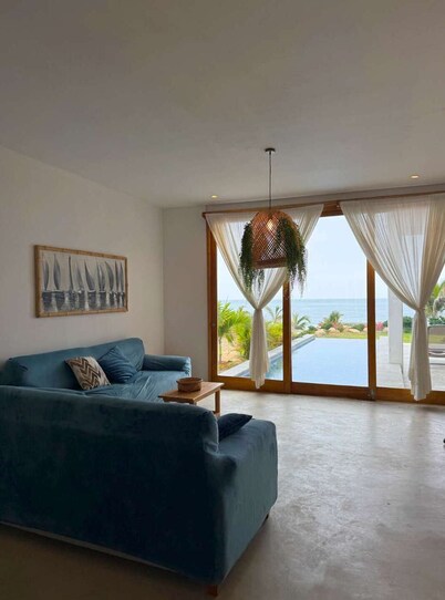 HOP NAIA Hermosa casa de playa en Punta Sal