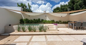 Outdoor pool - Casa Venado | Private Pool · Peaceful rest · Across from a Park · Parking (Mérida)