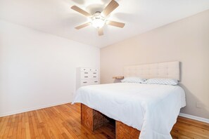 Floor plan - Modern 1BR Apt Near Lake & Downtown (Sandwich)