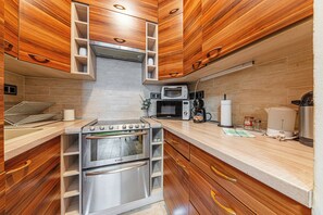 Lägenhet - 2 sovrum | Eget kök | Matbord