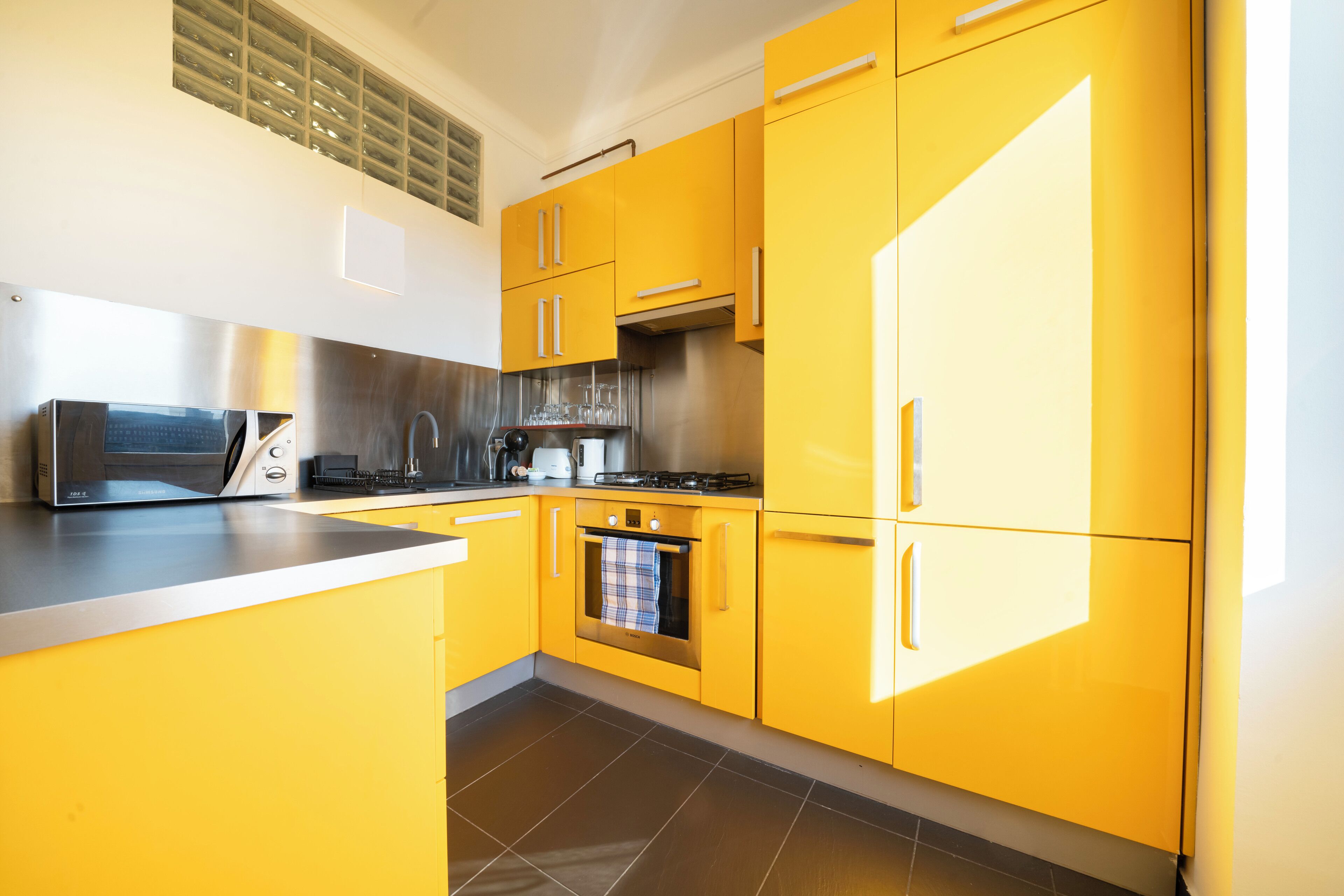 Apartment, 3 Bedrooms | Private kitchen