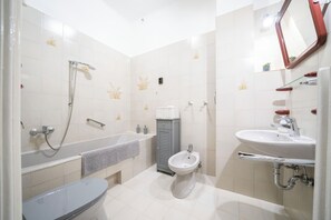 Apartment, 3 Bedrooms | Bathroom - Pozsonyi Suite – 3Br Family Stay | Ac + Balcony (Budapest)