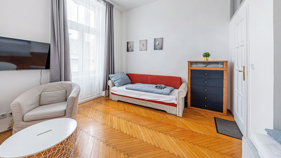 Urban Charm Studio