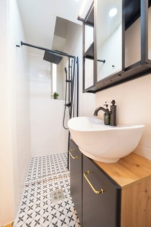 Căn hộ, 1 phòng ngủ | Phòng tắm