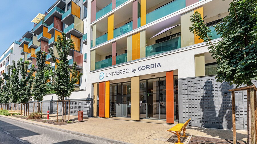 Universo Cordia Bb9 -With Balcony In Cozy Area