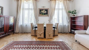 Leilighet, 2 soverom | Oppholdsområde