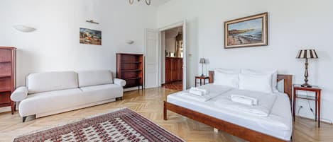 Apartment, 2 Bedrooms | Free WiFi