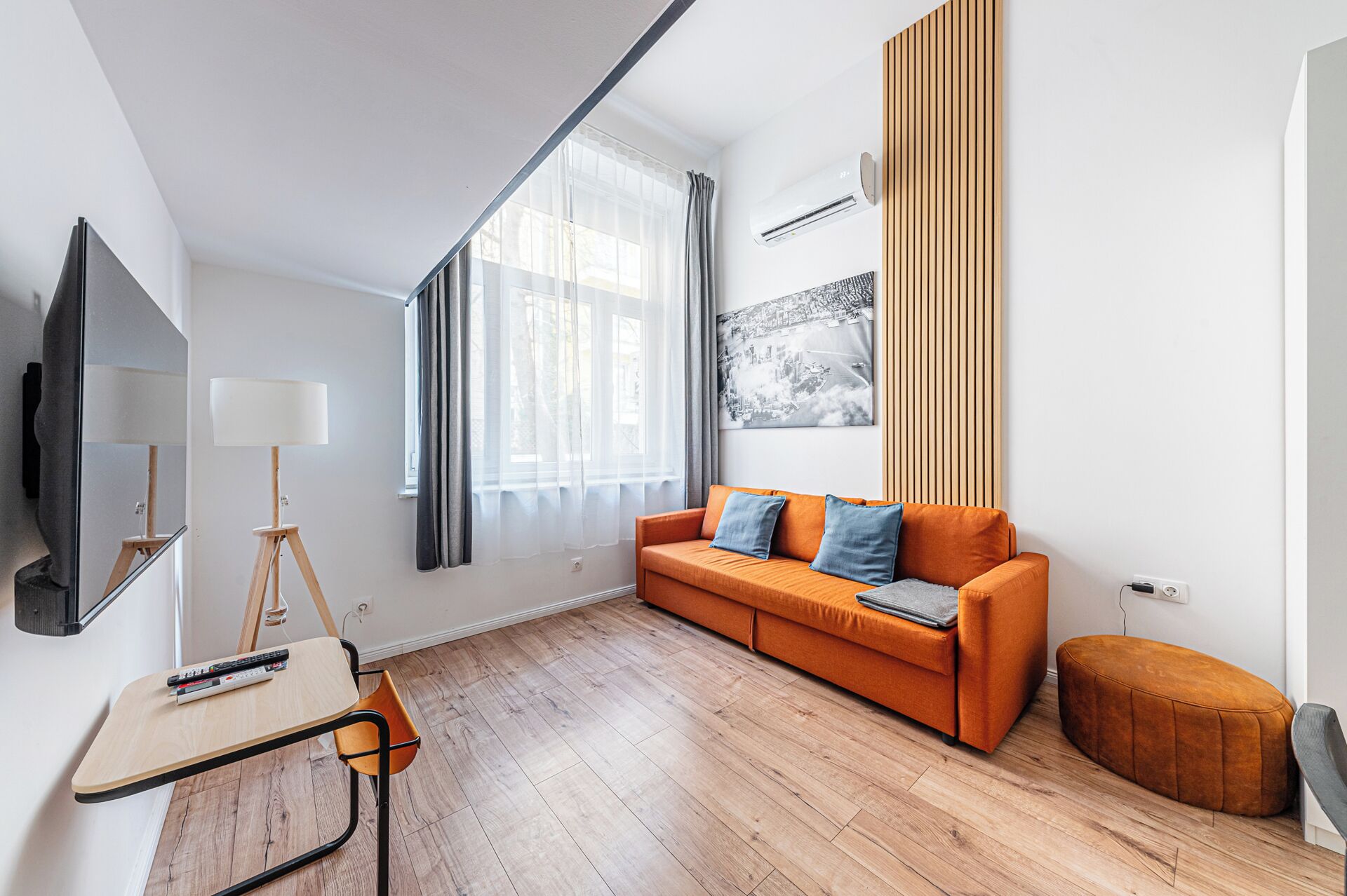 Apartment, 1 Bedroom | Living area