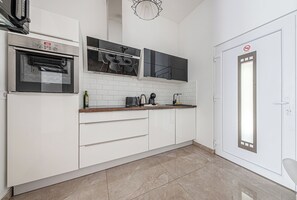 Apartment, 2 Bedrooms | Private kitchen - Marble Royal Suite&Studio (Budapest)