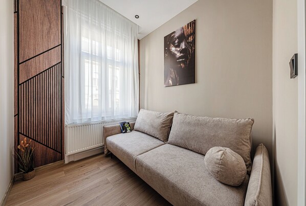 Apartment, 2 Bedrooms | Living area | Flat-screen TV - Casas Elites (Budapest)