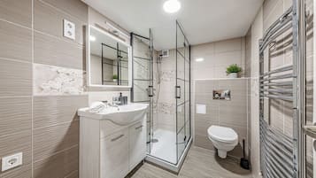 Apartment, 2 Bedrooms | Bathroom