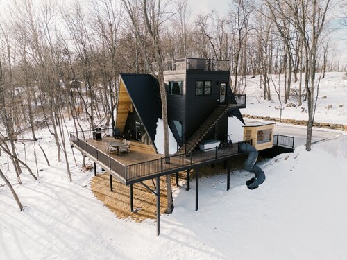 Mountain-Top A-Frame Retreat | Rooftop Hot Tub