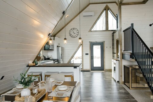 Mountain-Top A-Frame Retreat | Rooftop Hot Tub