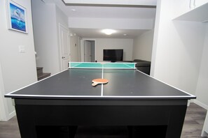 Games room - Casa de Lex (Calgary)
