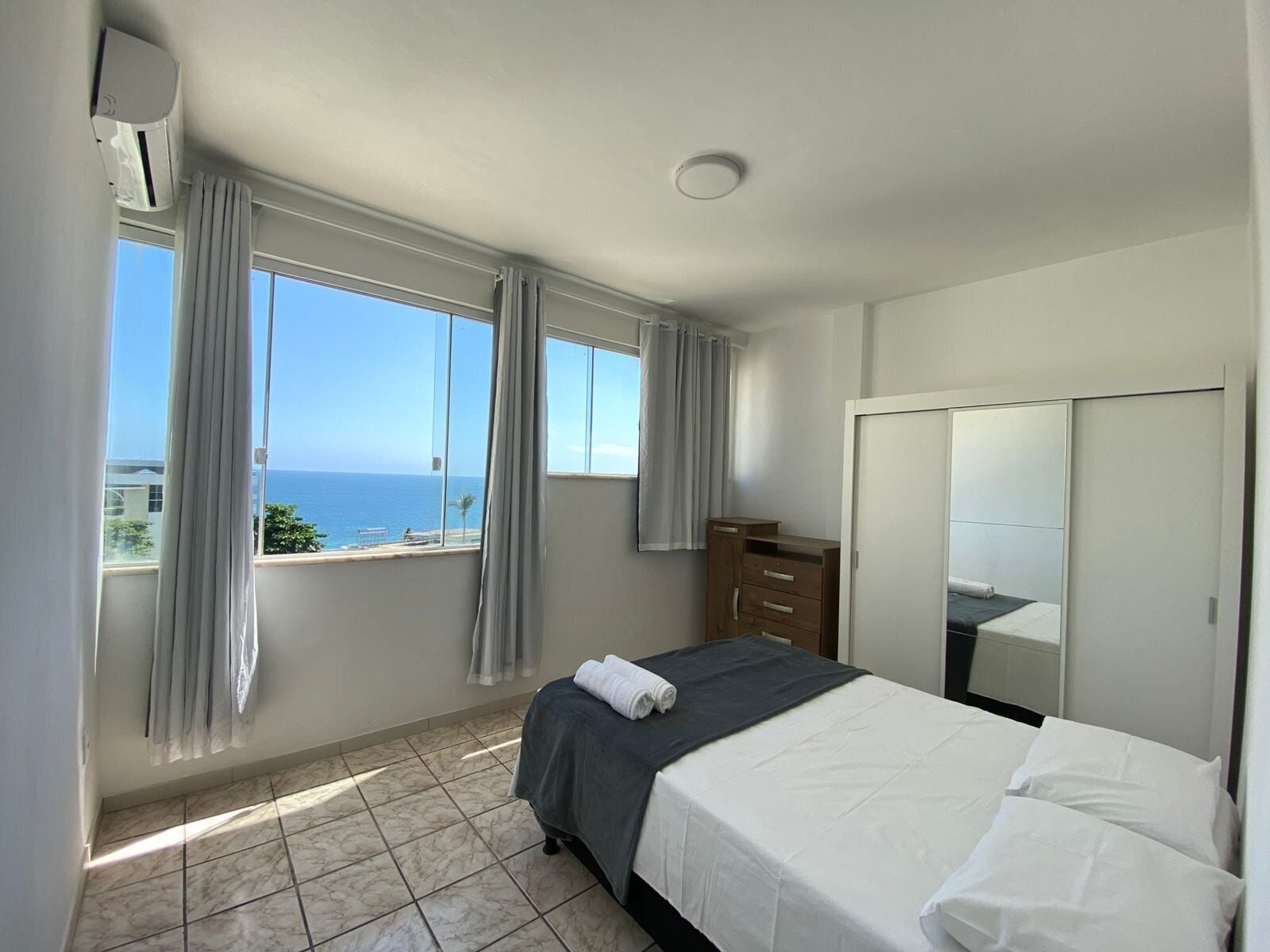 Apartamento básico | 3 quartos, Wi-Fi de cortesia