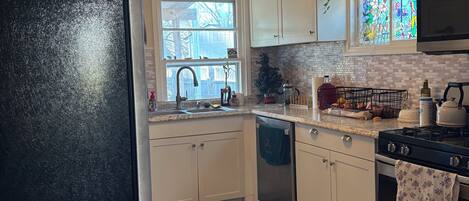 Microwave, oven, stovetop, dishwasher