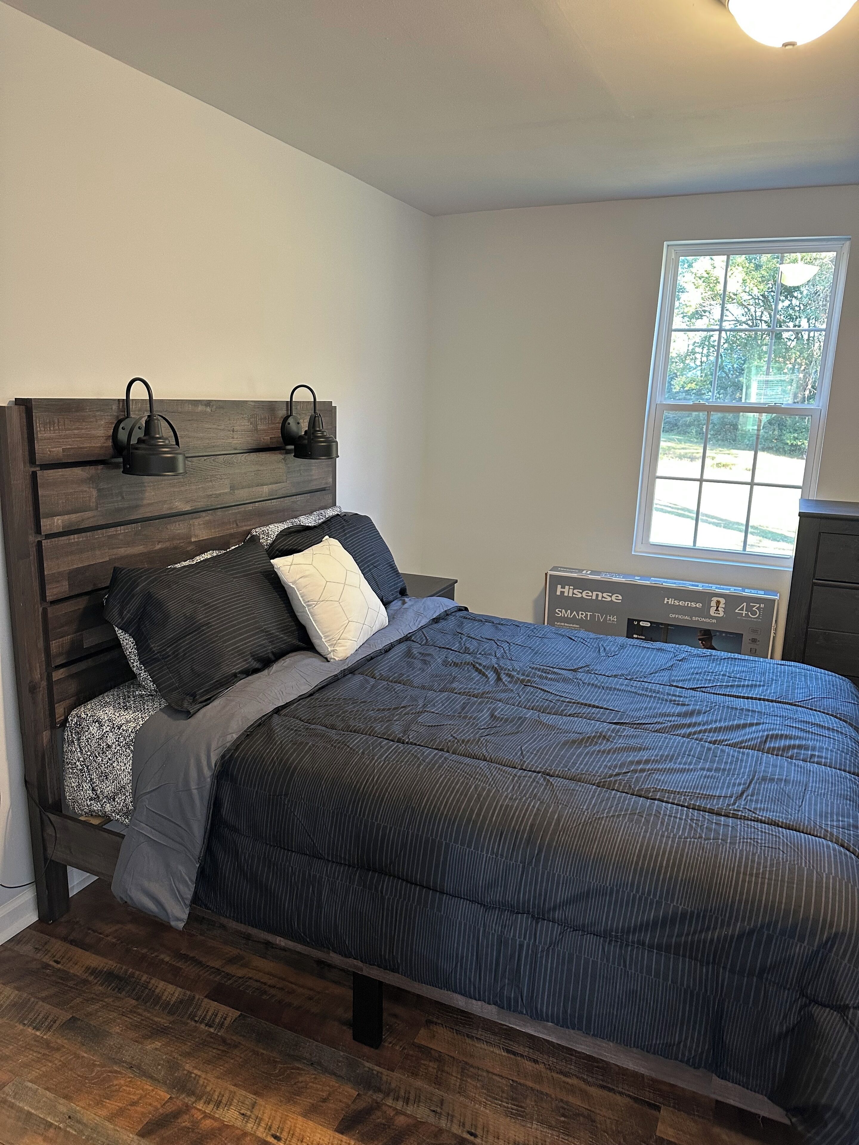 3 dormitorios, tabla de planchar con plancha, wifi gratis y ropa de cama