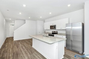 Micro-ondas, fogão, cooktop, lava-louças