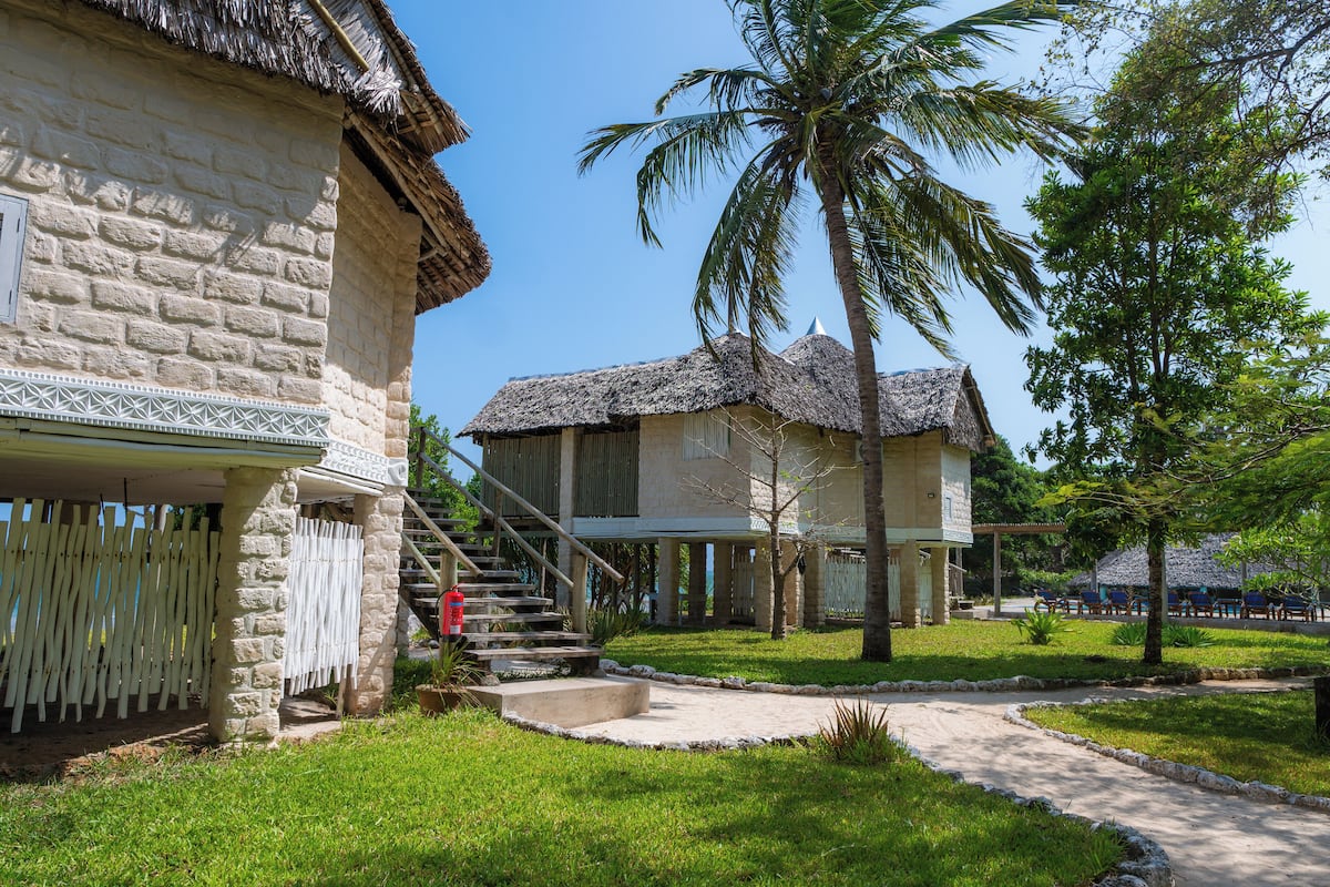 Tree House Romantique, vue partielle sur l'océan