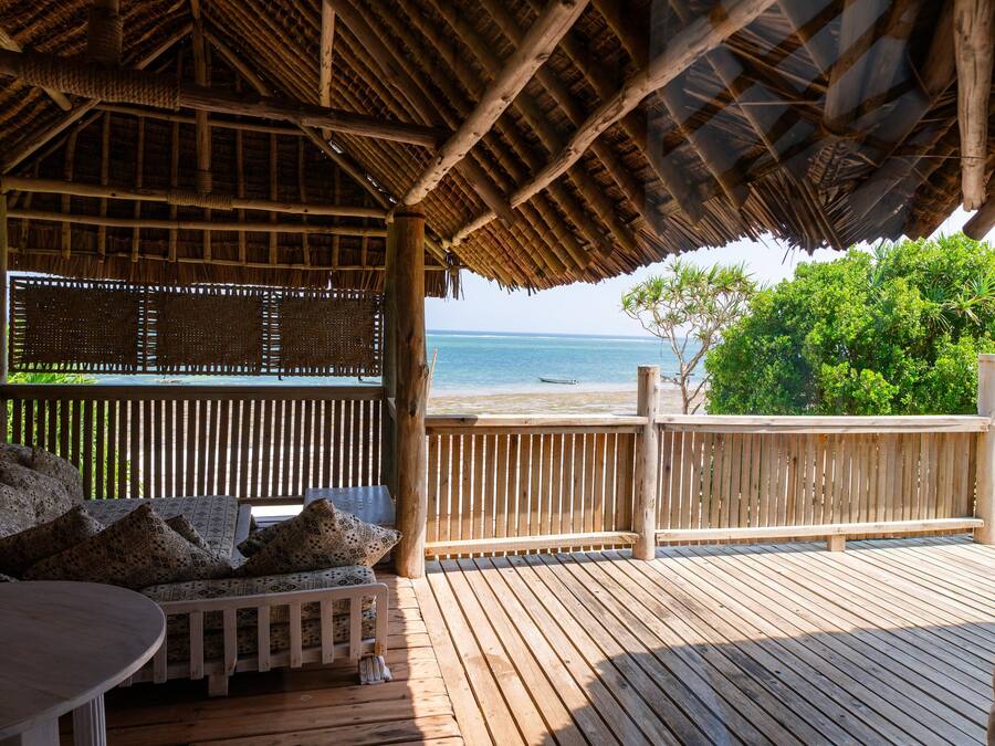 Romantische boomhut, uitzicht op strand | Terras