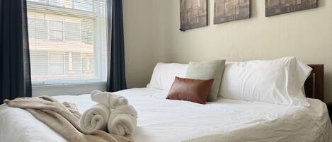 1 bedroom, iron/ironing board, free WiFi, bed sheets