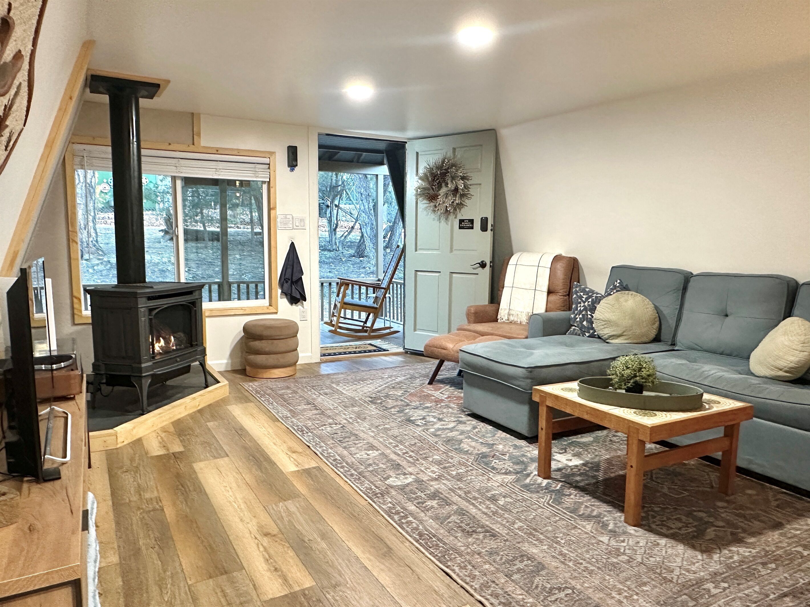 Smart-TV, peis og musikkbibliotek