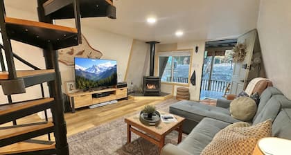 Adventure's Retreat for Trails & Forest Fun!