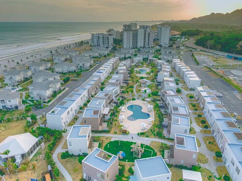 Ocean escape Villa -V6-PBB- 3 bed, 2 bath