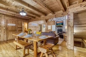 Apartemen | 3 kamar tidur