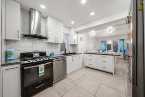 Rumah (3 Bedrooms) | Fasilitas properti