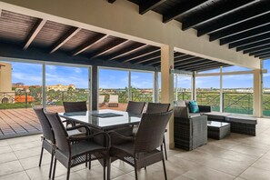 Apartamento (3 Bedrooms) | Comodidades da propriedade