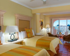 Een strijkplank/strijkijzer, wifi, beddengoed