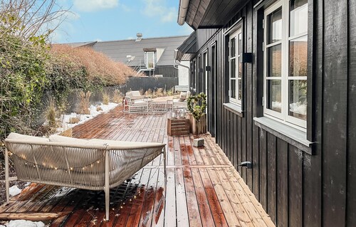 Lovely home in Hadsund with sauna