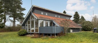 Gorgeous home in Glesborg with WiFi